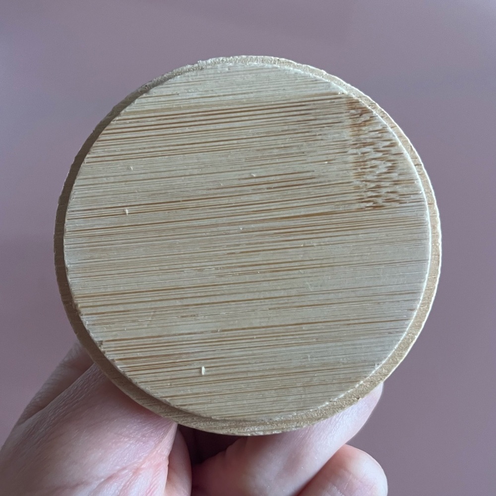 ✨ Clear Plastic Storage Jar with Bamboo Lid ✨ - Picture 3 of 8